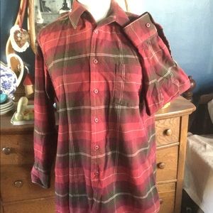 2/$20 Alaska Wilderness Gear 1959 Flannel Shirt - M Condition is good